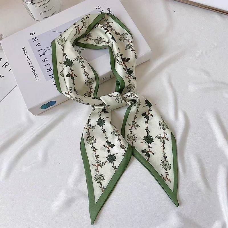 Vintage Floral Silk Silk Scarf - đánh giá và giá Ethnic Fashion Design
